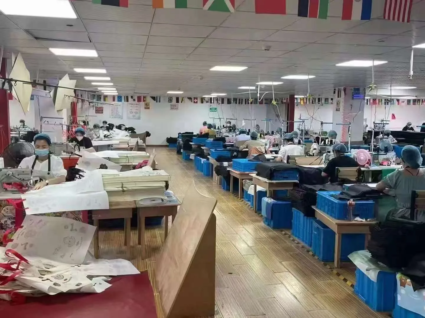Xuhong Bags factory sewing workshop